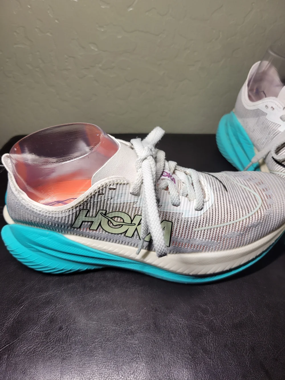Mach X 2 in Frost/Electric Aqua Womens 7.5B